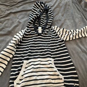 Ivivva • Pure Presence Black & White Striped Knitted Hoodie Sweater • Size 12